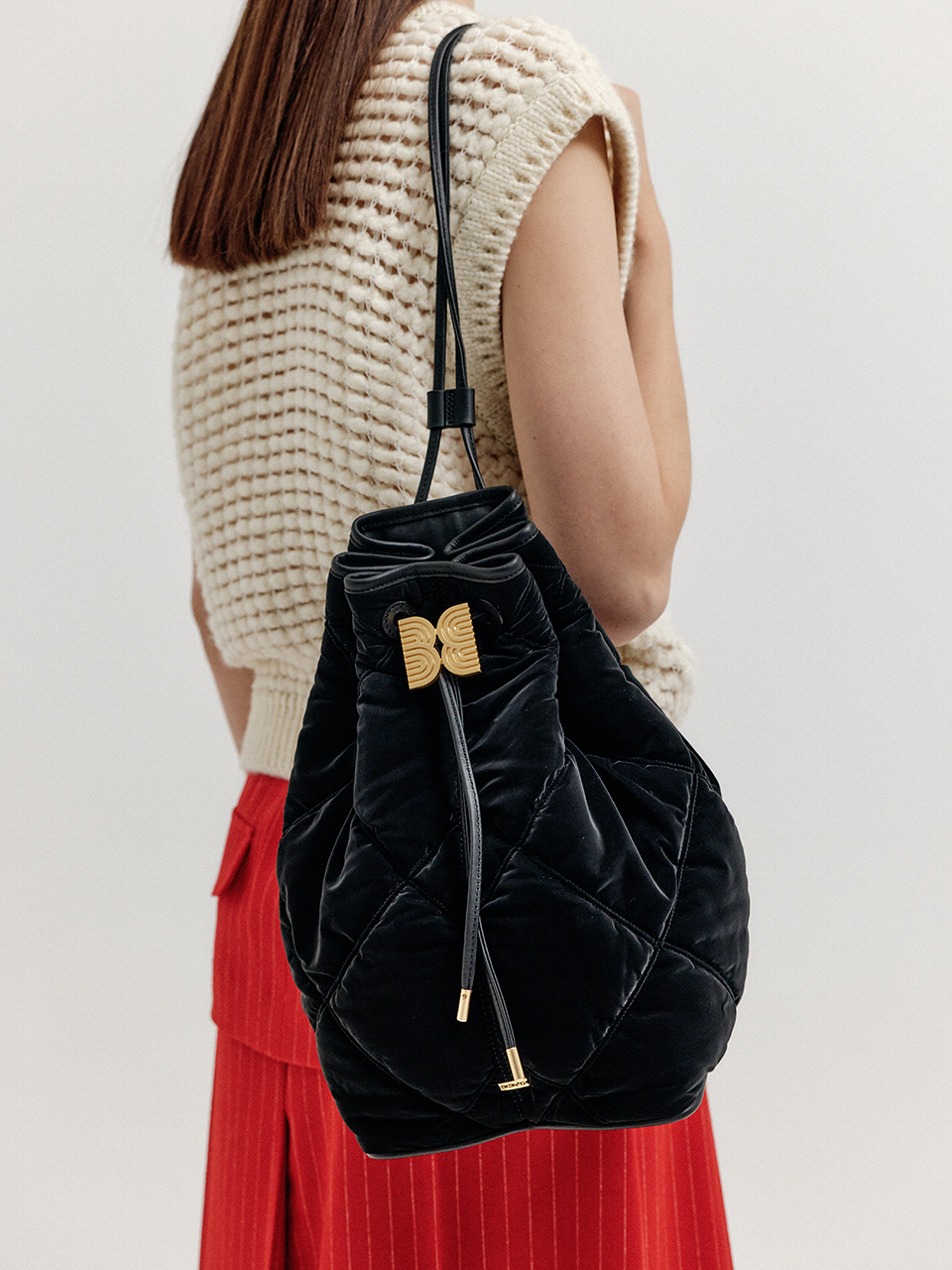 HOLLY Quilted Drawstring Backpack - Black : EENK